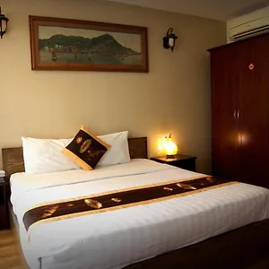 2* Hotel Saigon Amigo