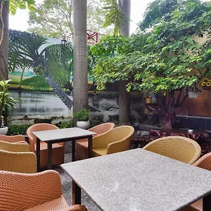 3* Hotel Bliss Boutique Saigon - Bui Vien Street & Ben Thanh Market